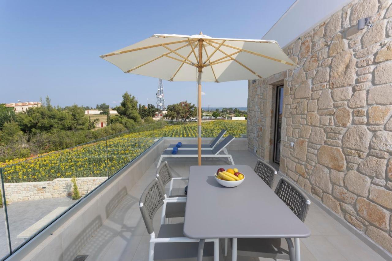 Anna Mare Luxury Apartments Áfitos Extérieur photo