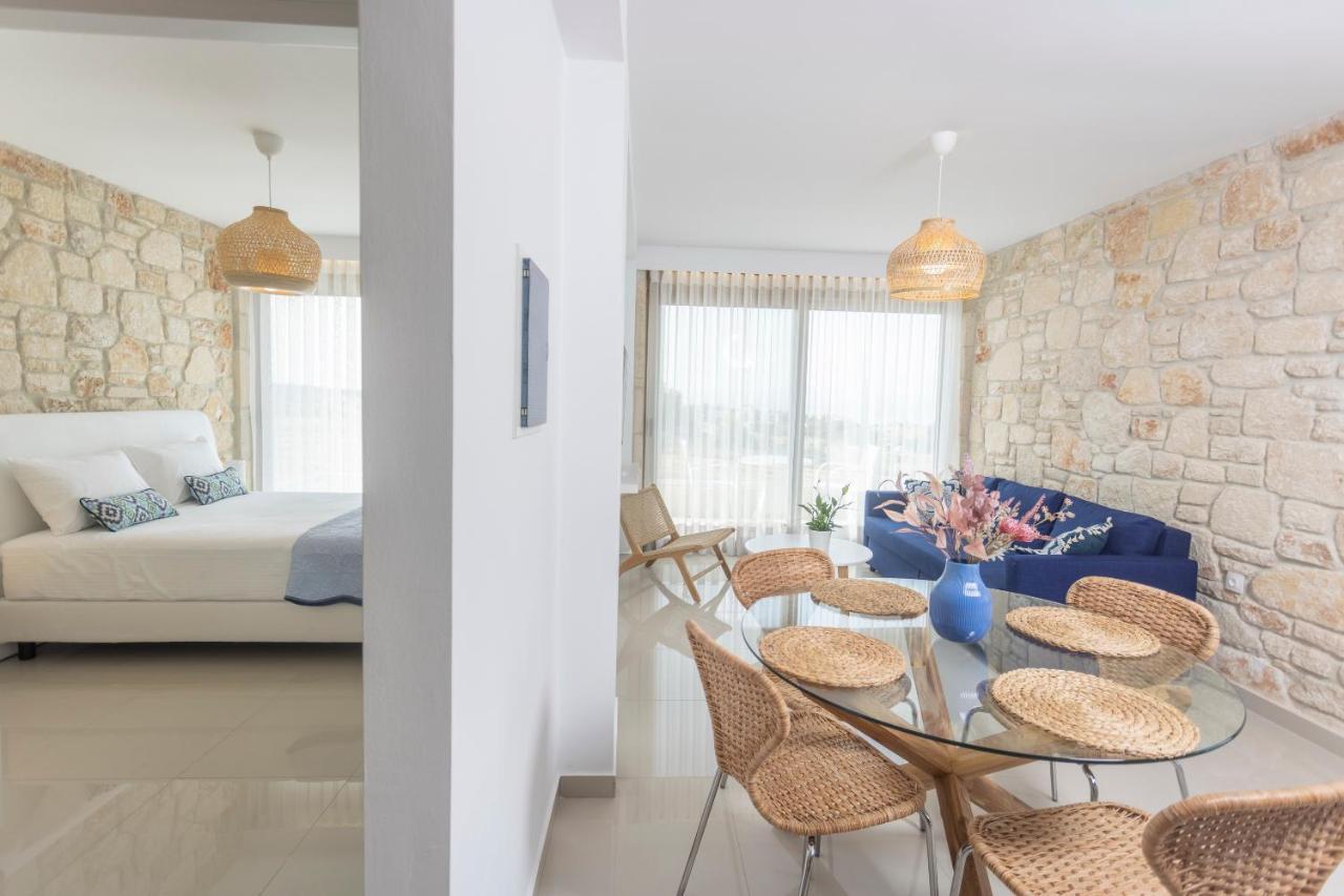 Anna Mare Luxury Apartments Áfitos Extérieur photo
