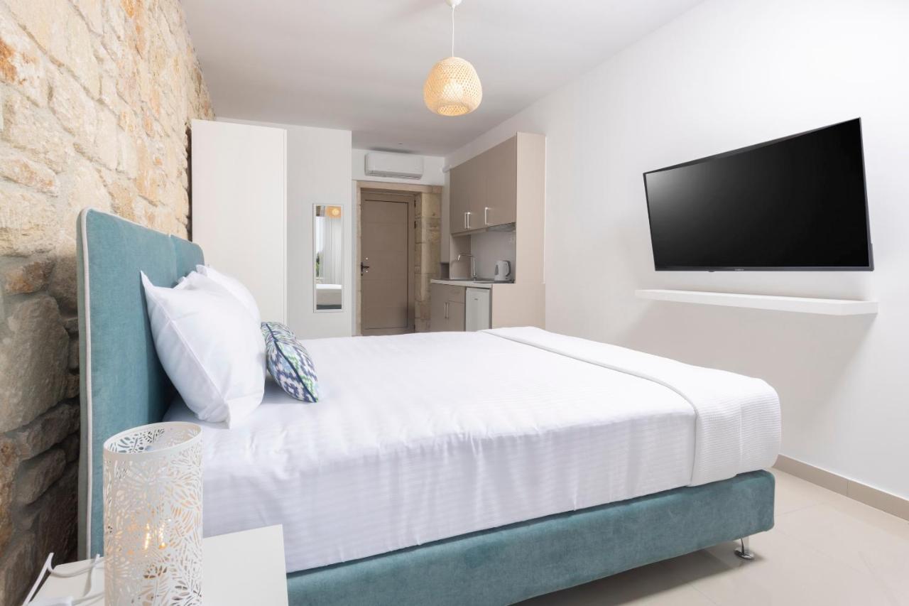 Anna Mare Luxury Apartments Áfitos Extérieur photo