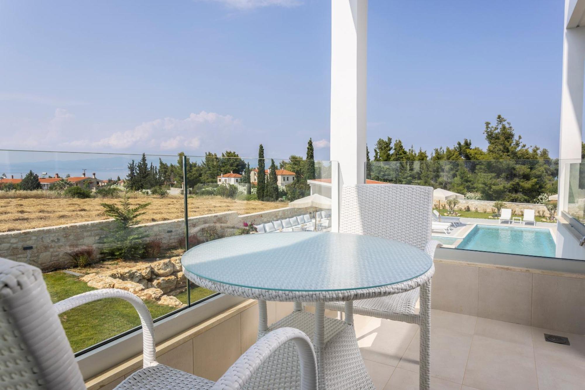 Anna Mare Luxury Apartments Áfitos Extérieur photo